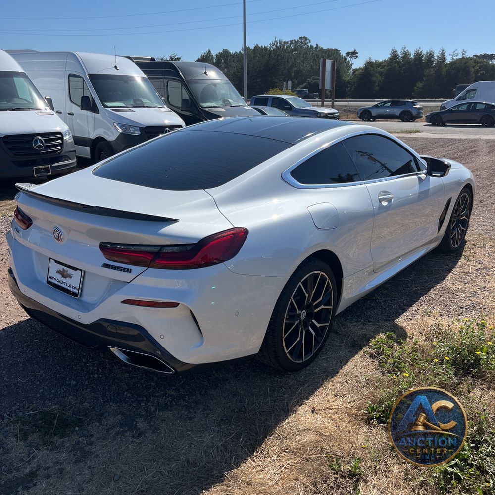 2023 BMW 8-Series M850xi