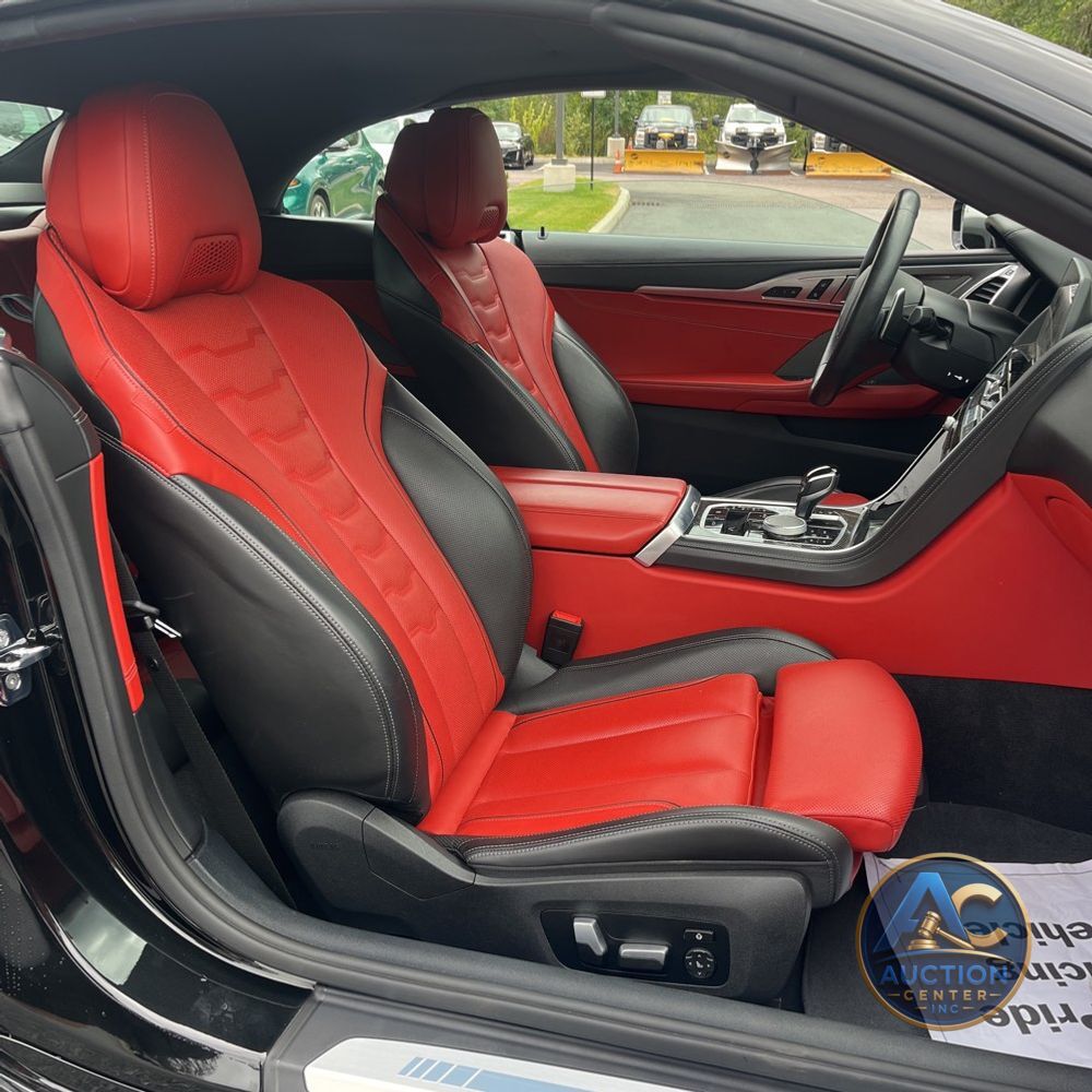 2022 BMW 8-Series M850xi