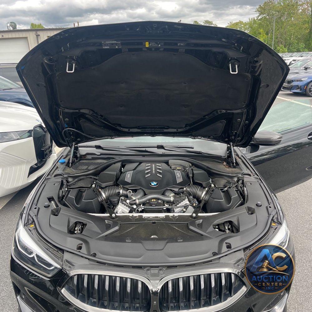 2022 BMW 8-Series M850xi