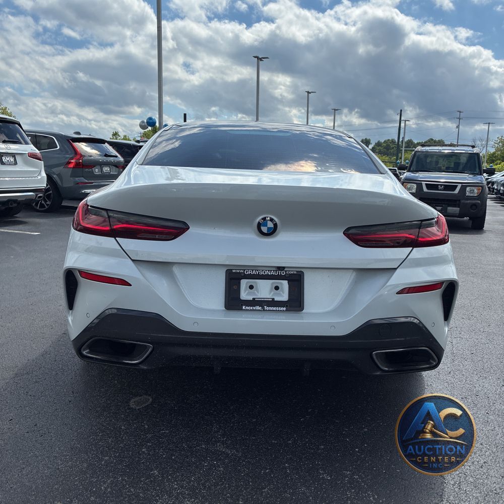 2023 BMW 8-Series i