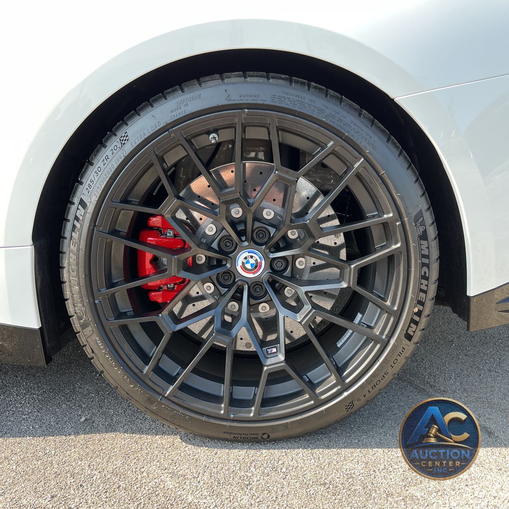 2023 BMW M4 CSL