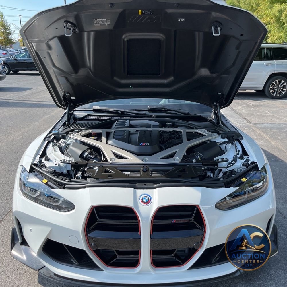 2023 BMW M4 CSL