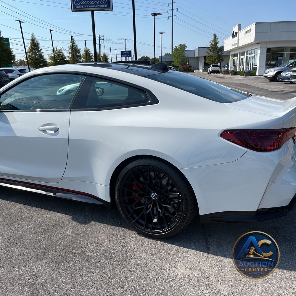 2023 BMW M4 CSL