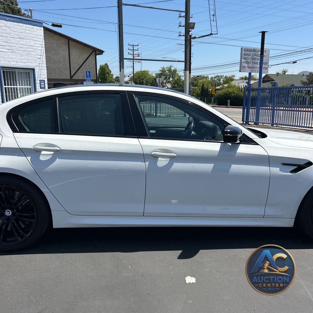 2023 BMW M5