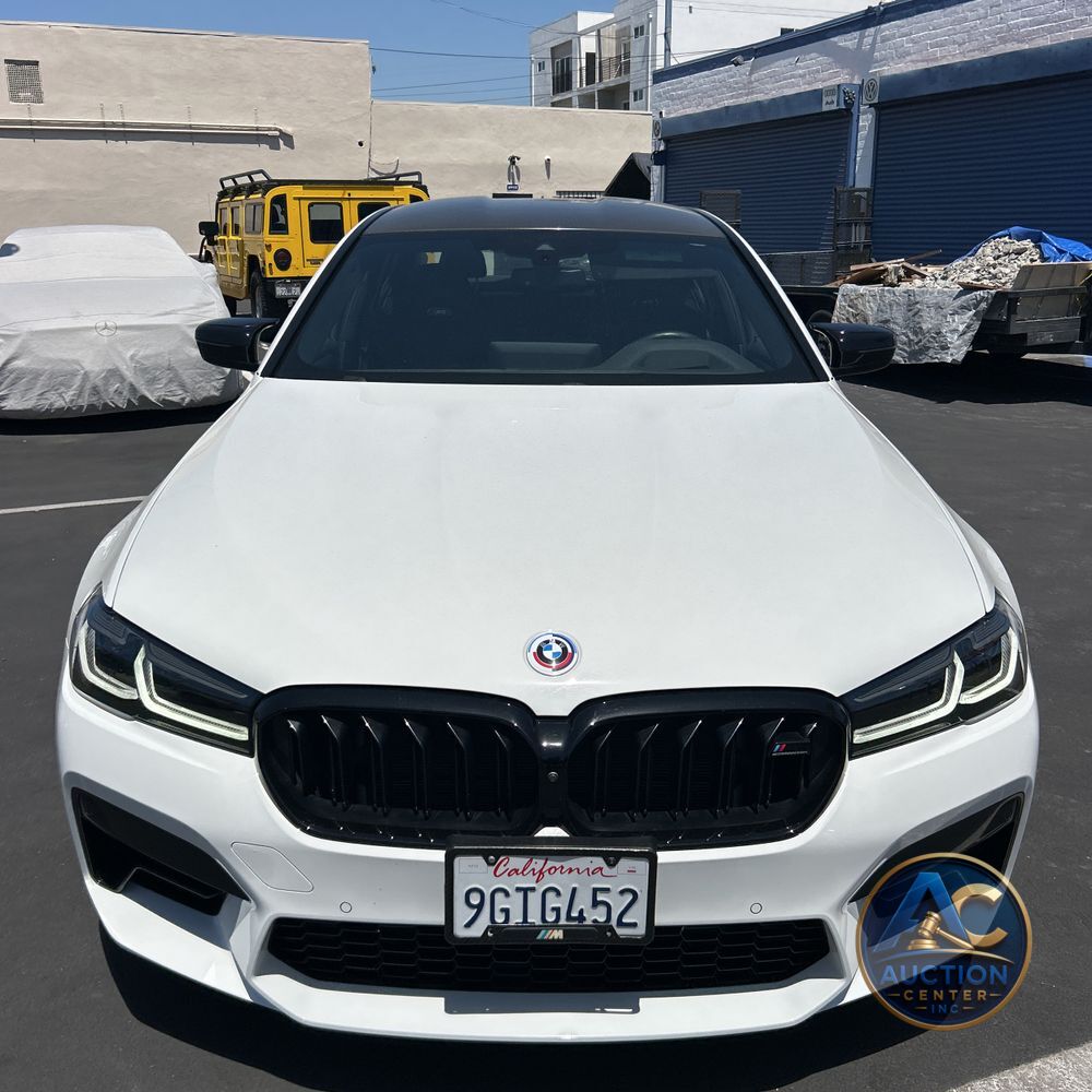 2023 BMW M5