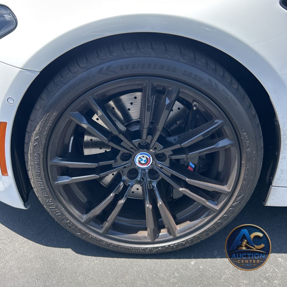 2023 BMW M5