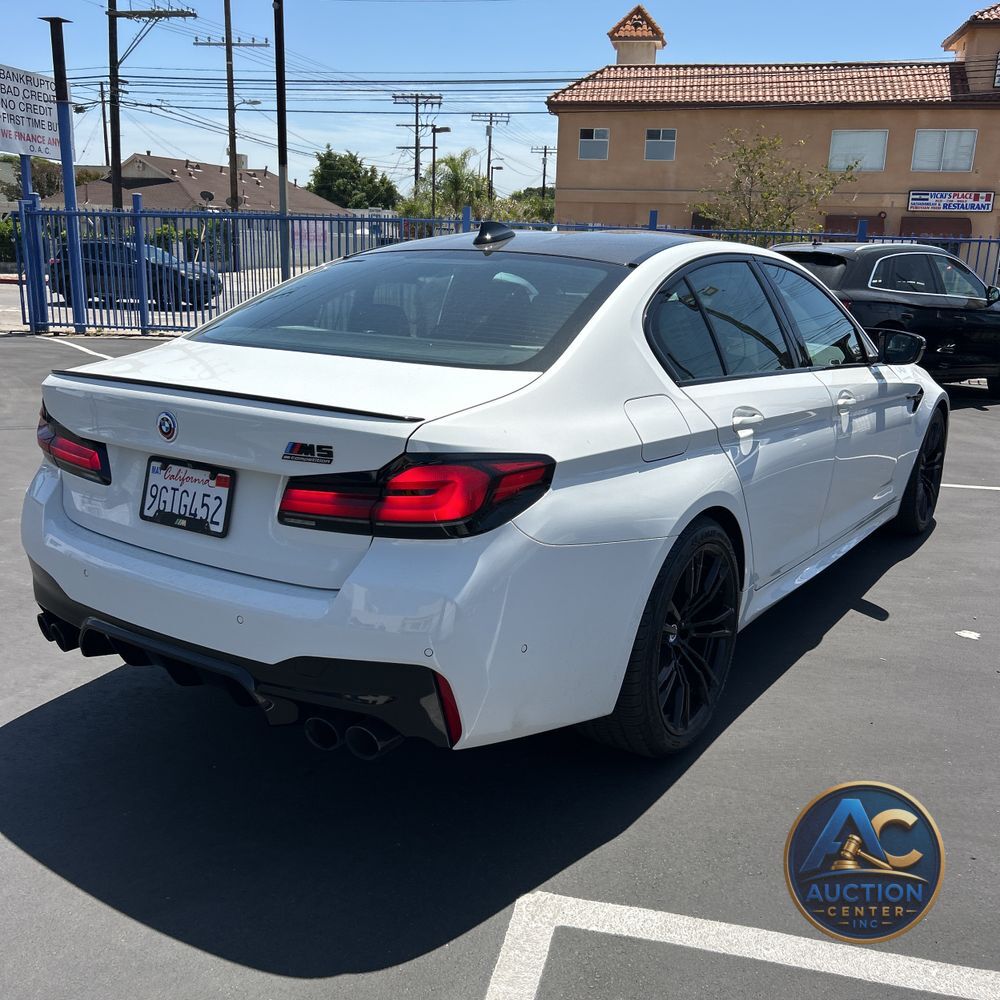 2023 BMW M5