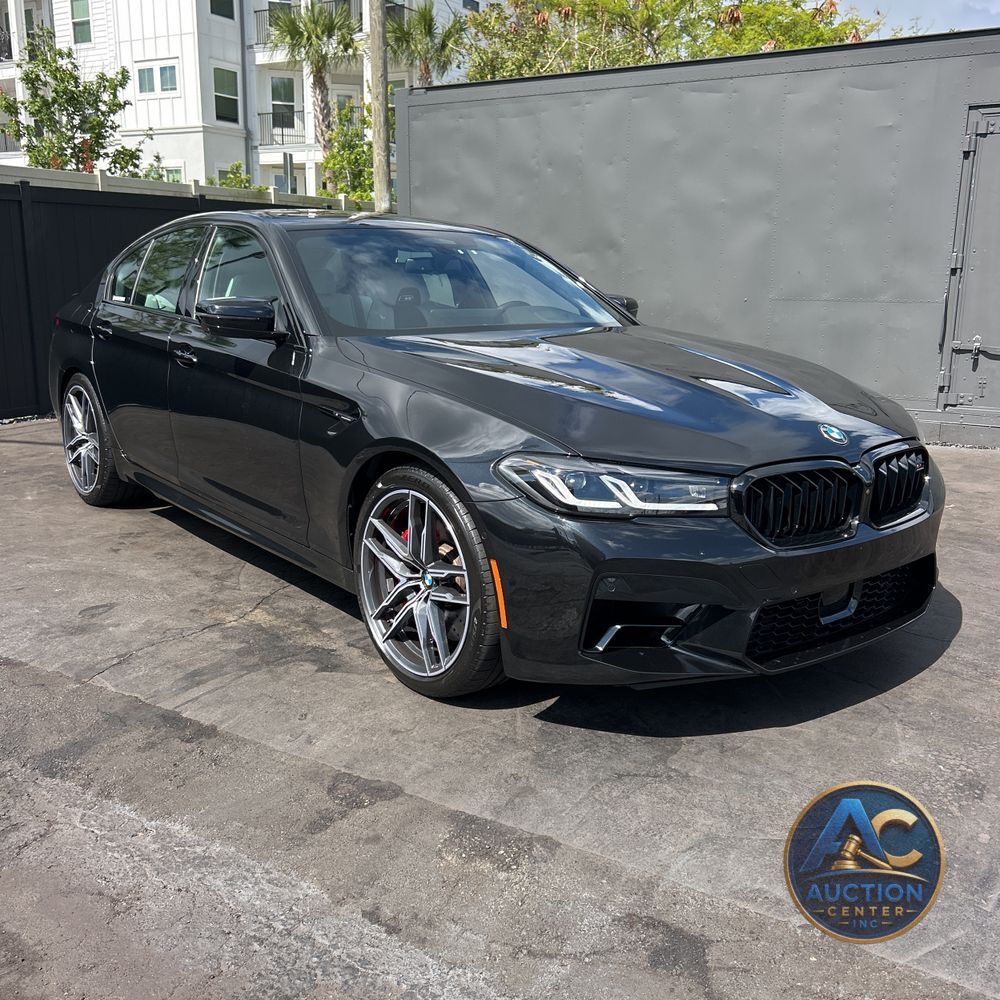2023 BMW M5