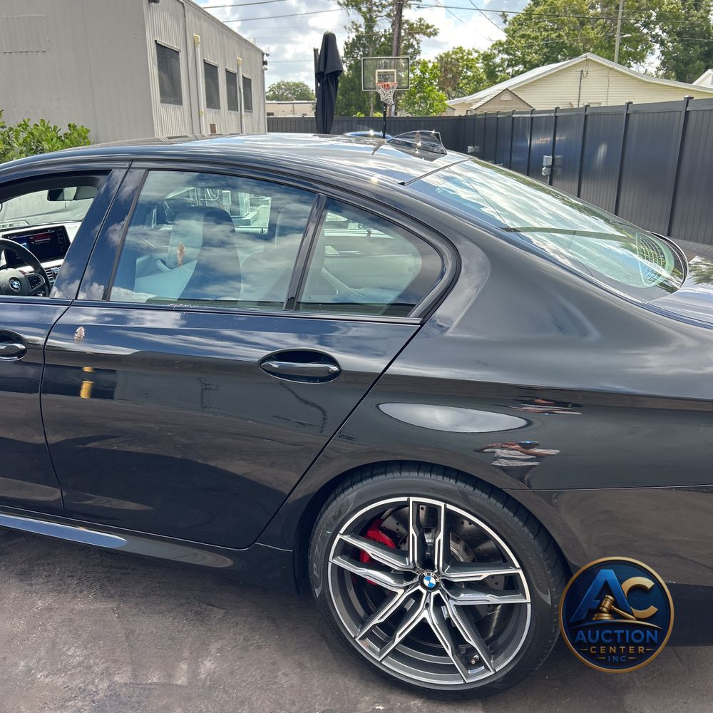 2023 BMW M5