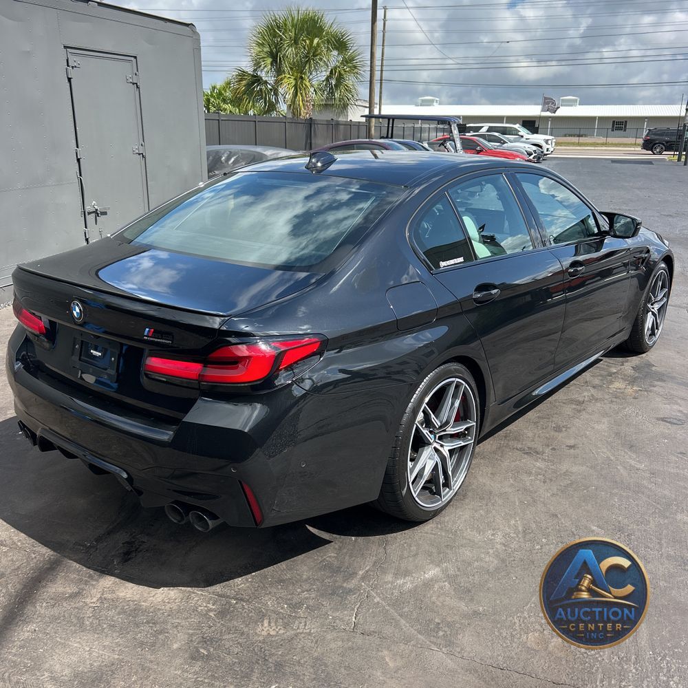 2023 BMW M5
