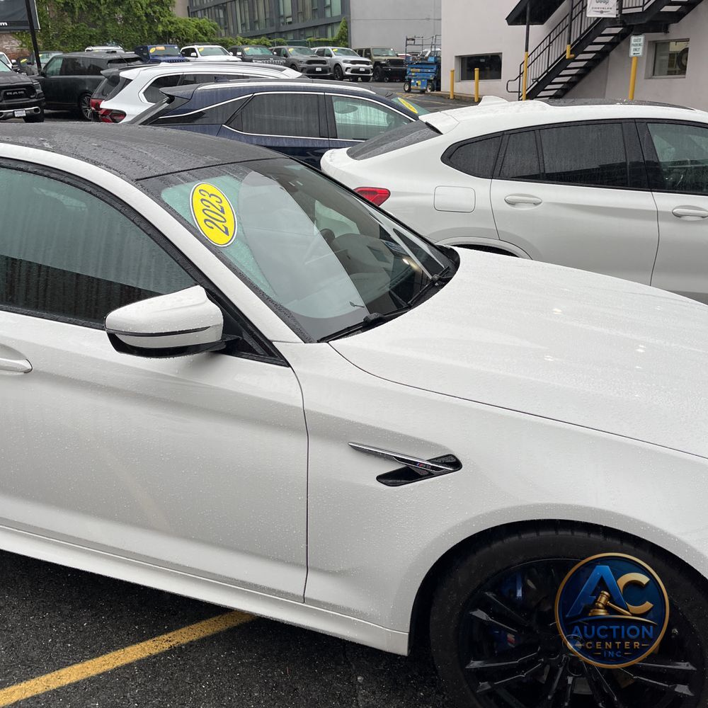 2023 BMW M5
