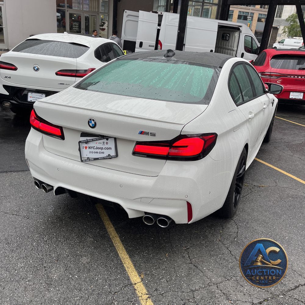 2023 BMW M5