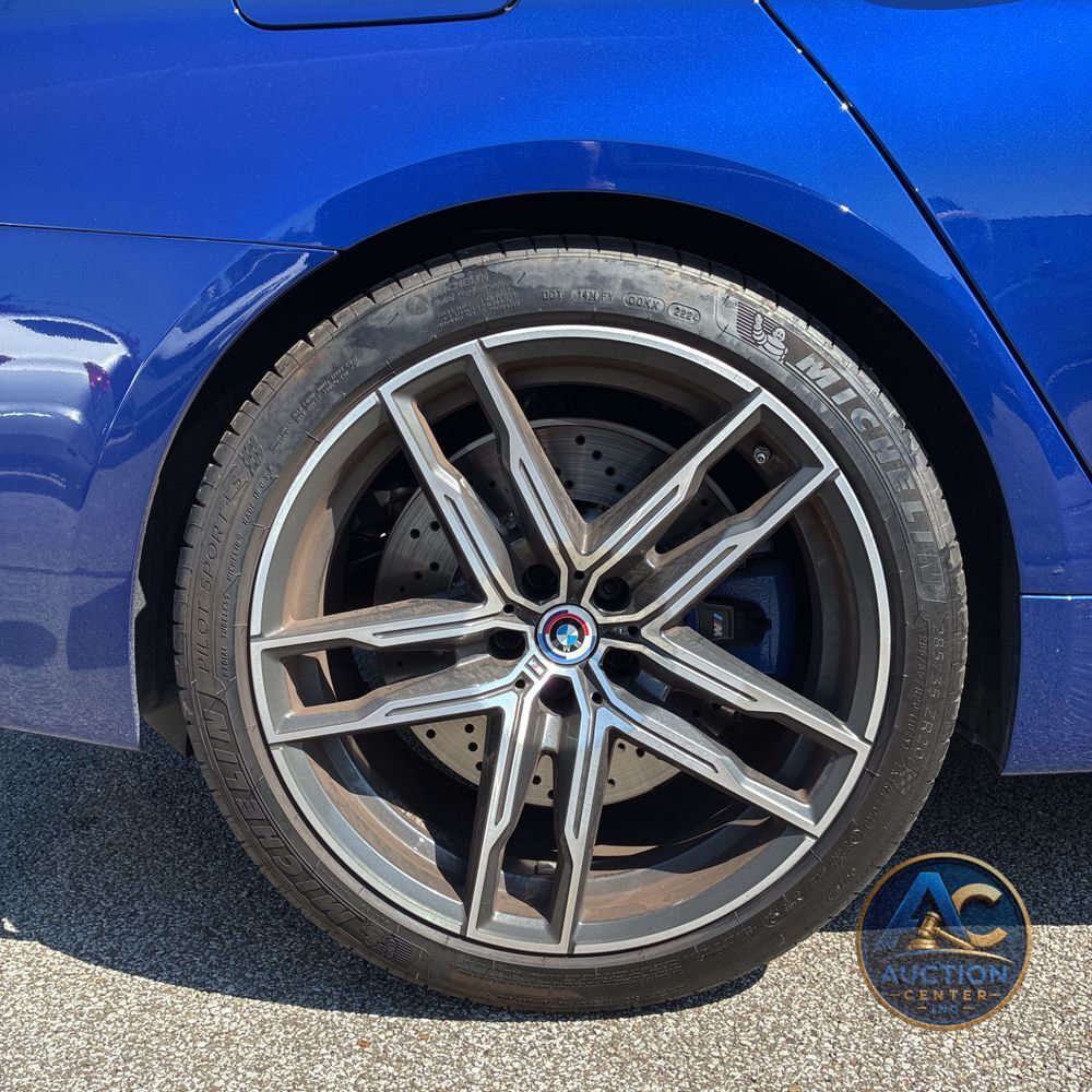 2023 BMW M5