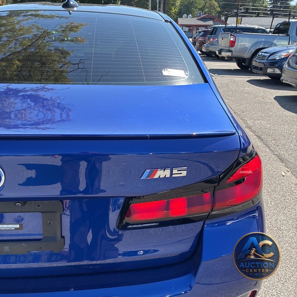 2023 BMW M5