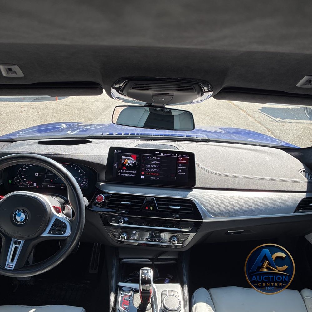 2023 BMW M5
