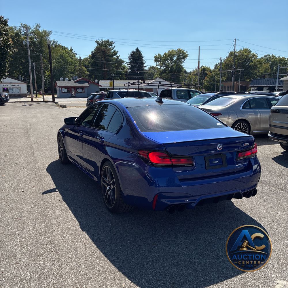 2023 BMW M5