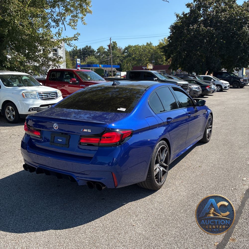 2023 BMW M5