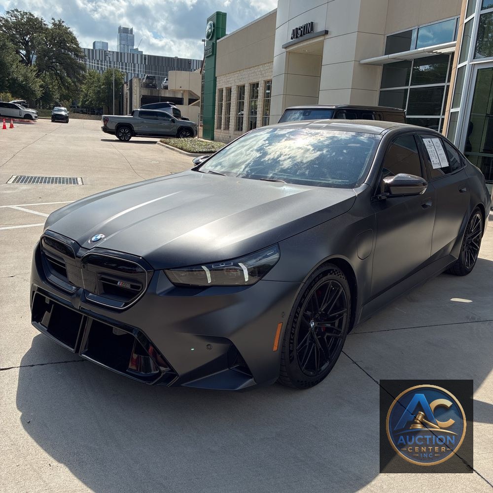 2025 BMW M5 Base