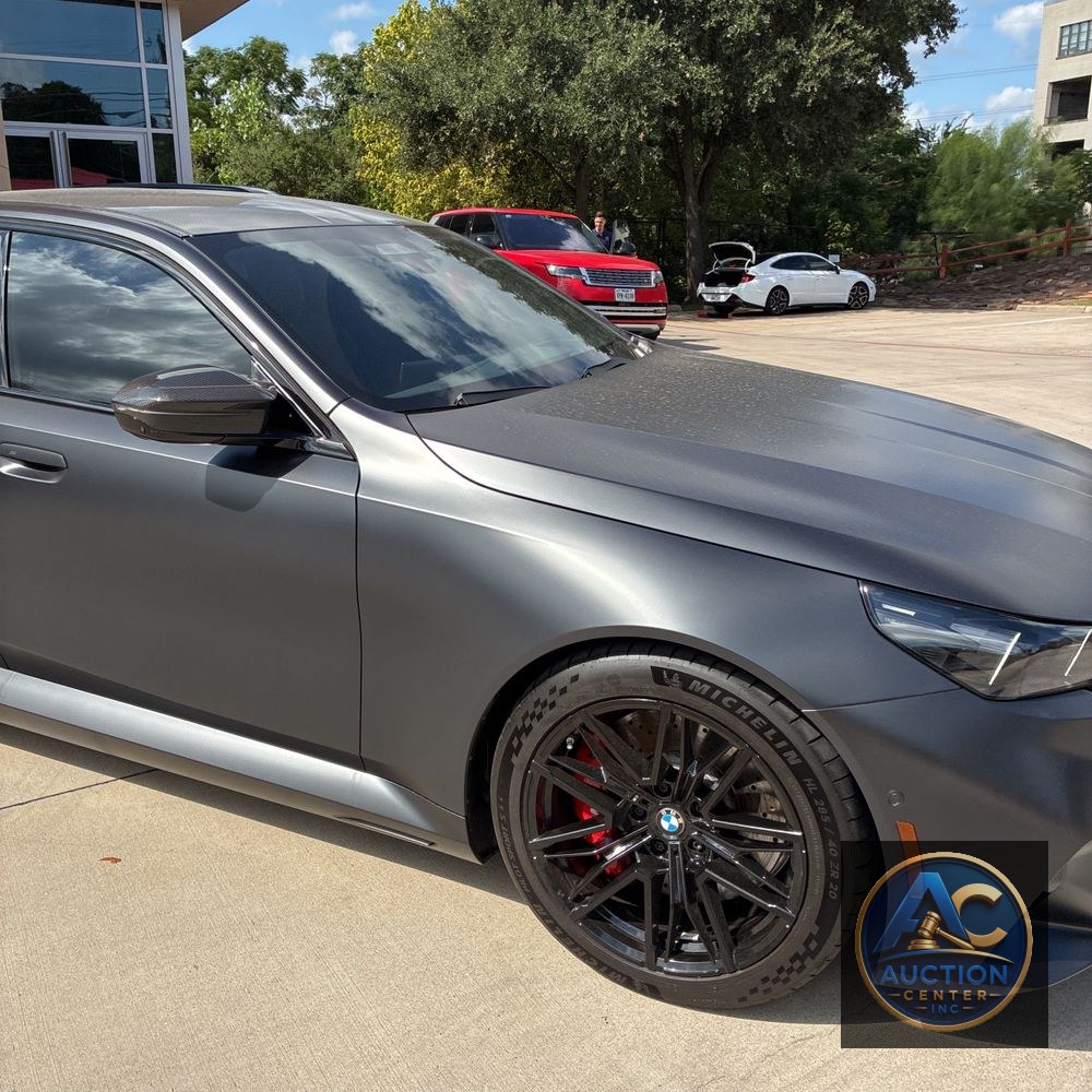2025 BMW M5 Base