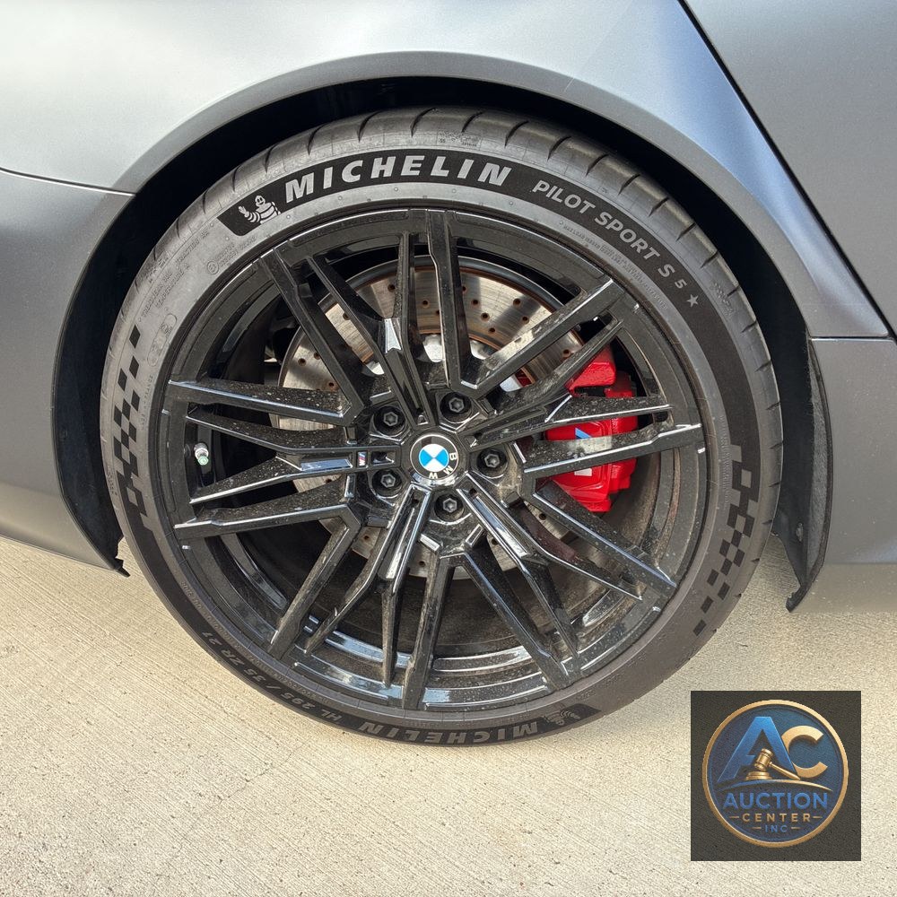 2025 BMW M5 Base