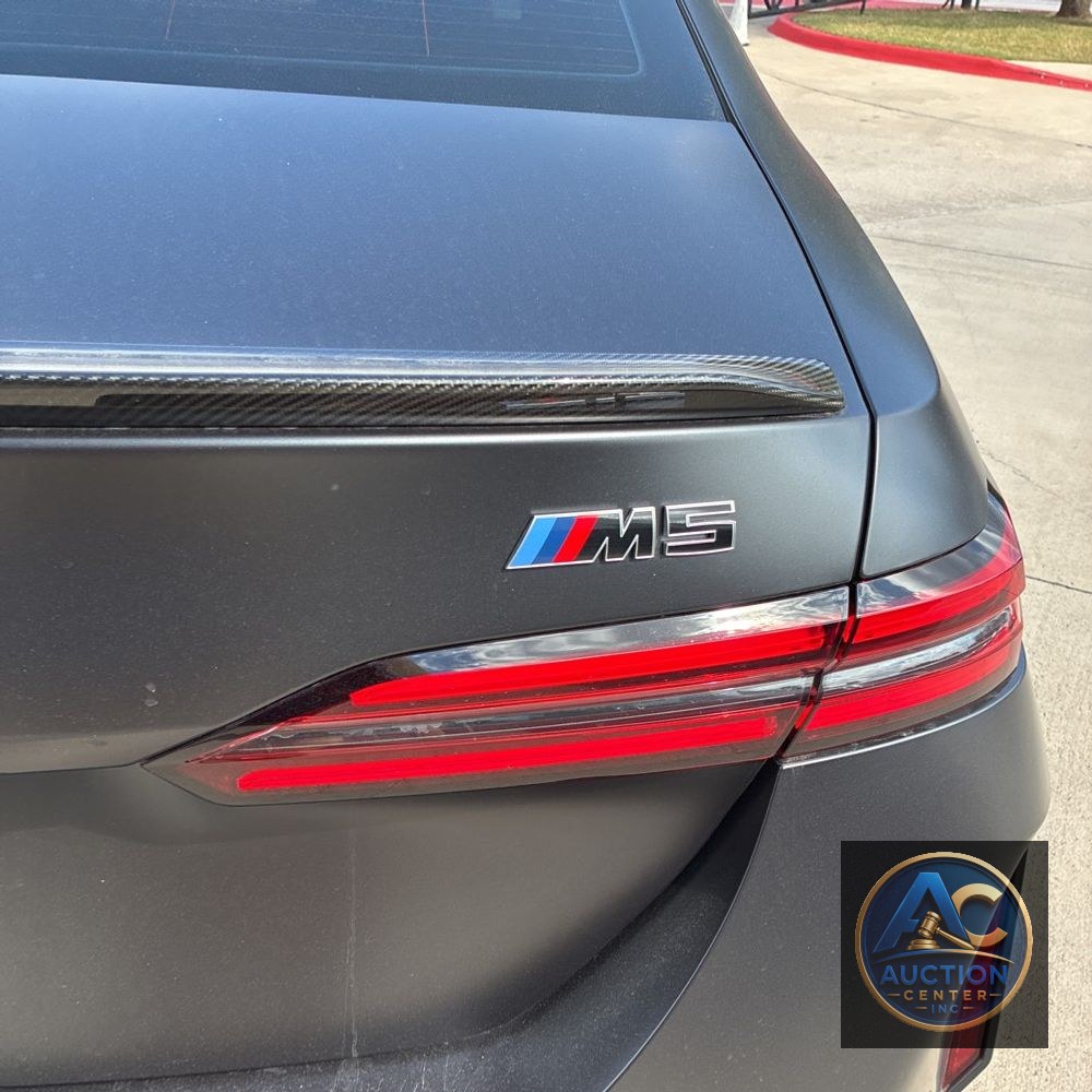 2025 BMW M5 Base