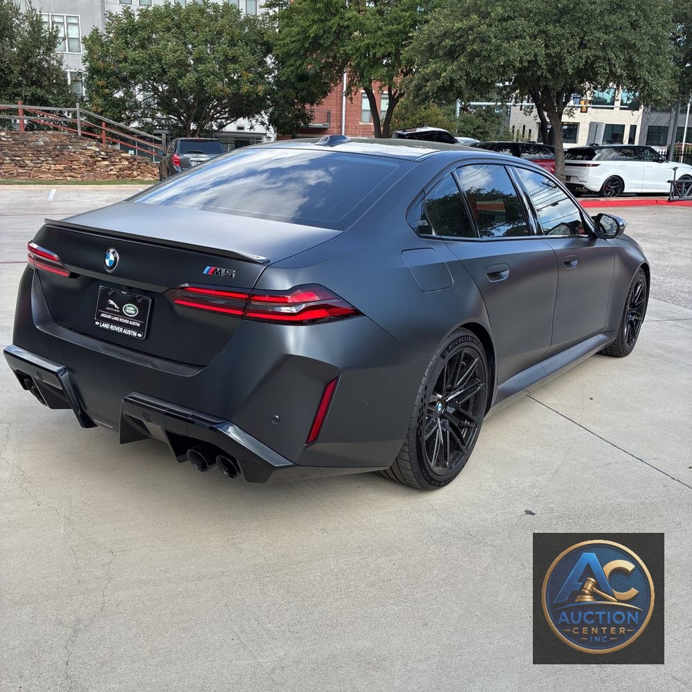 2025 BMW M5 Base
