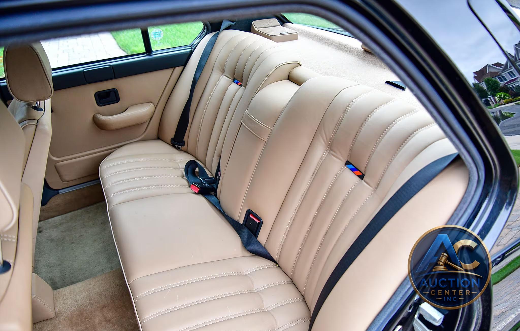 1988 BMW M5