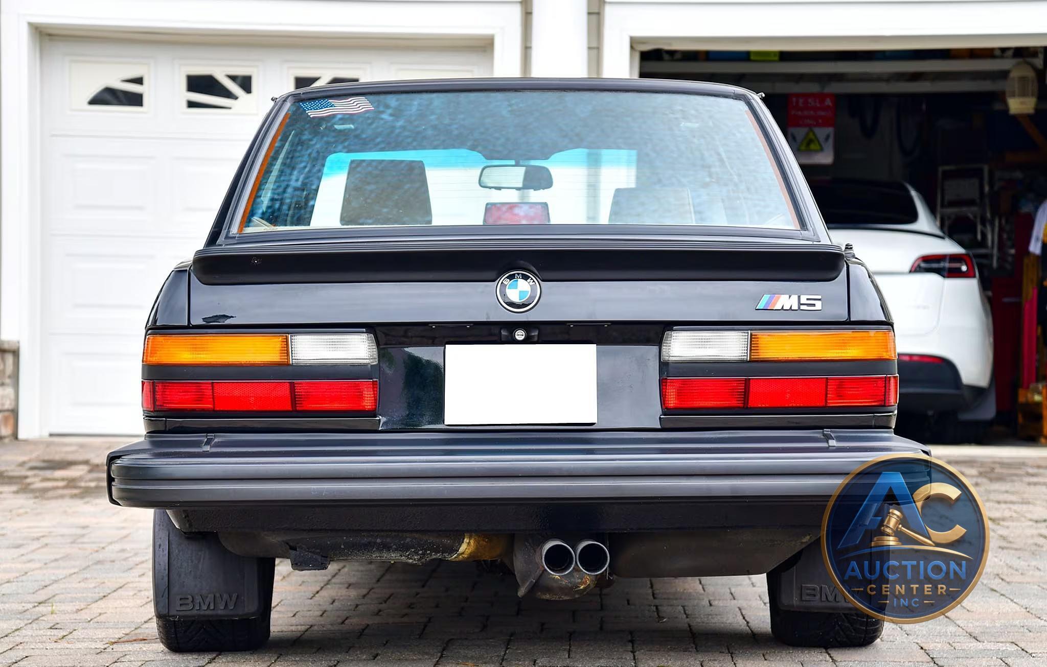 1988 BMW M5