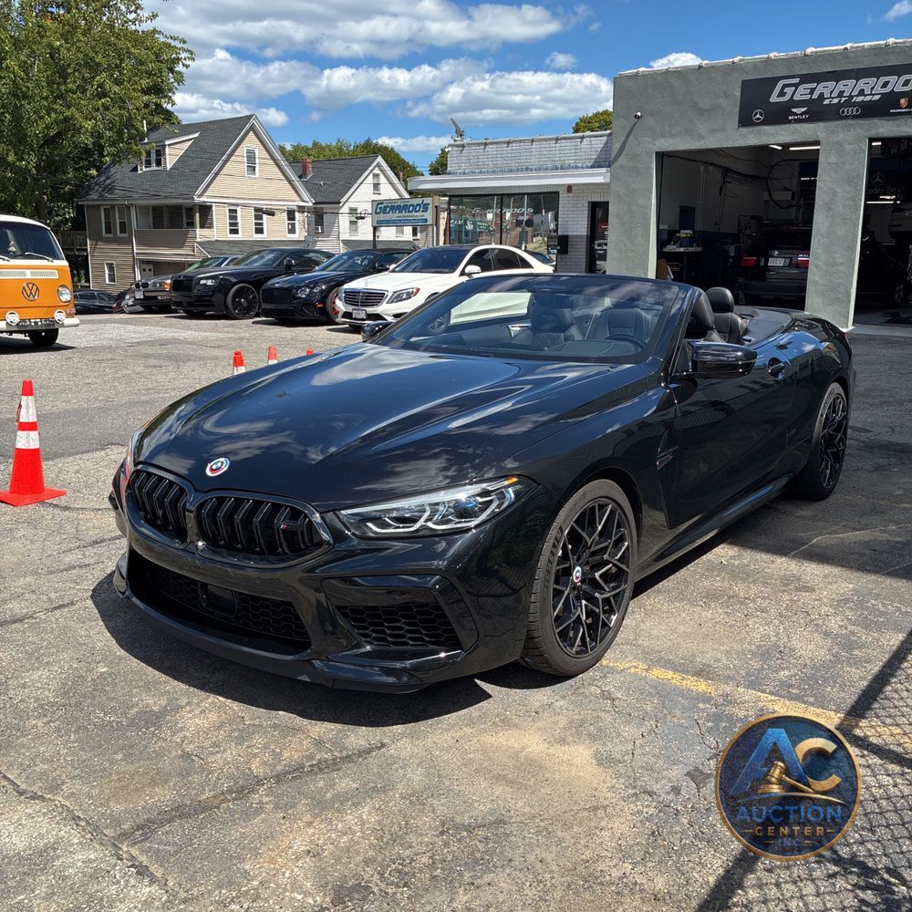 2022 BMW M8 Competition