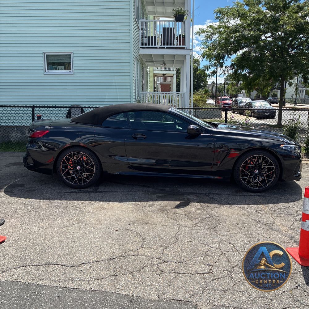 2022 BMW M8 Competition