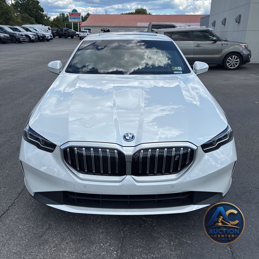 2025 BMW i5 xDrive40