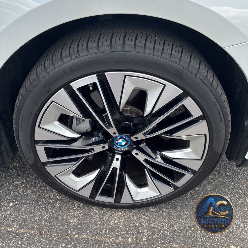 2025 BMW i5 xDrive40