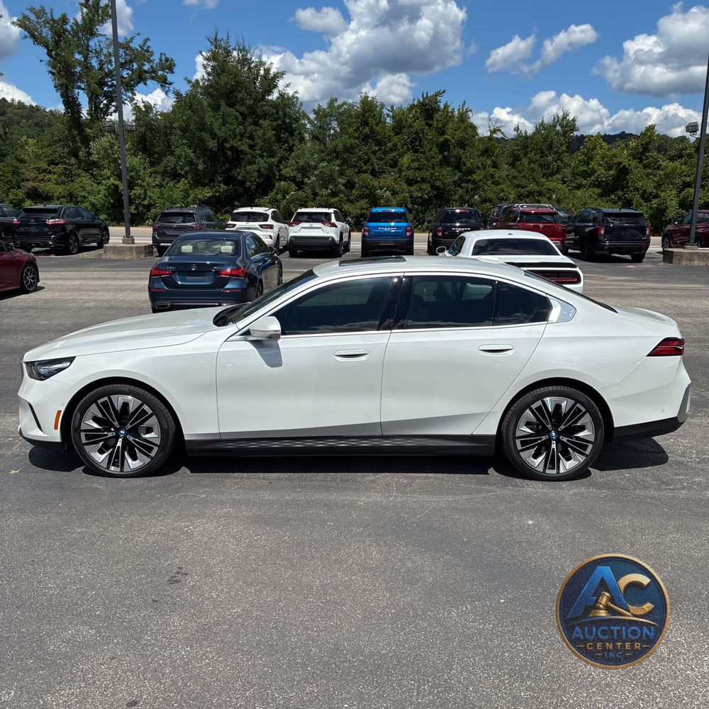 2025 BMW i5 xDrive40
