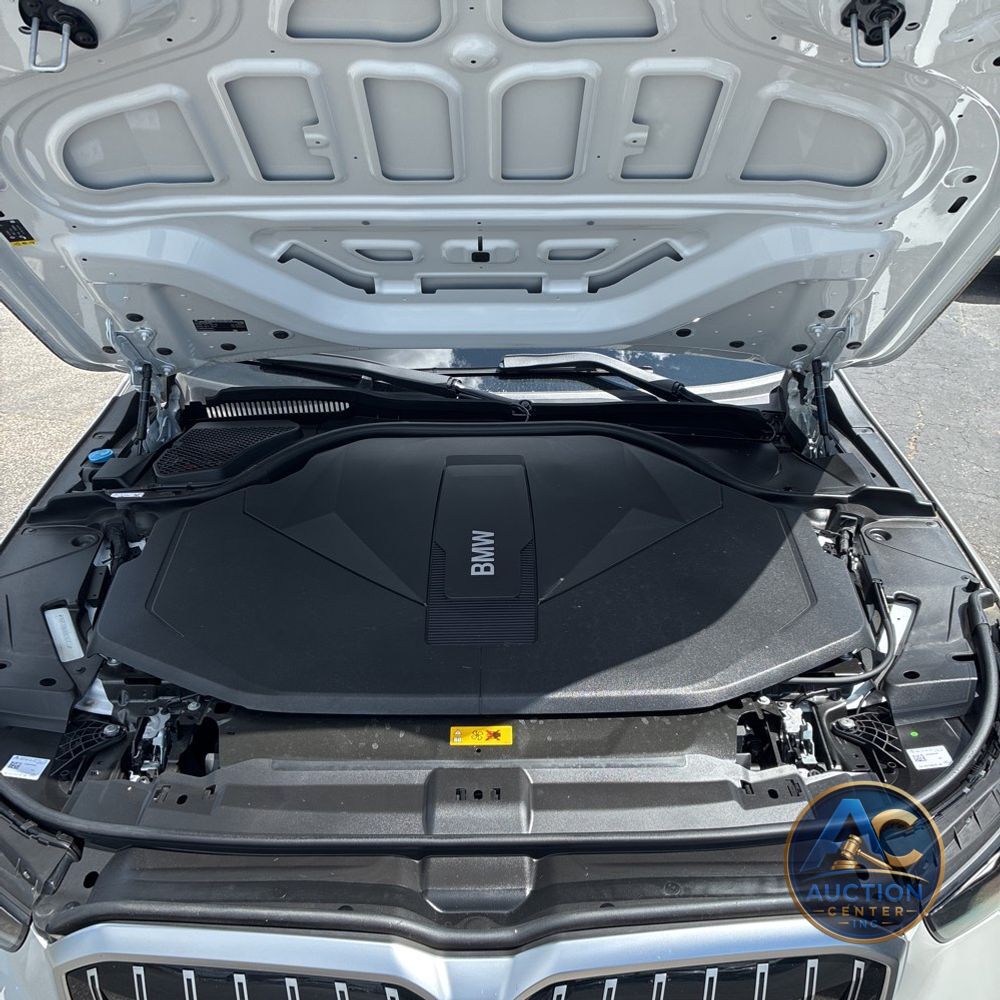 2025 BMW i5 xDrive40