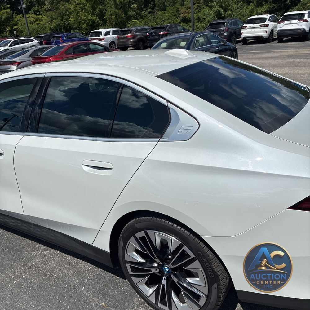 2025 BMW i5 xDrive40