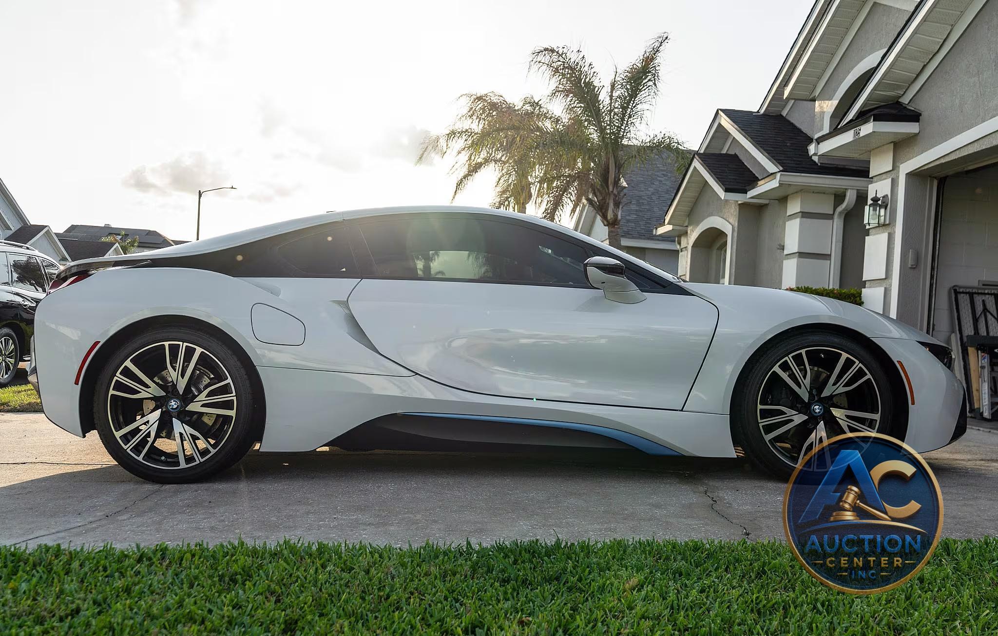 2016 BMW i8