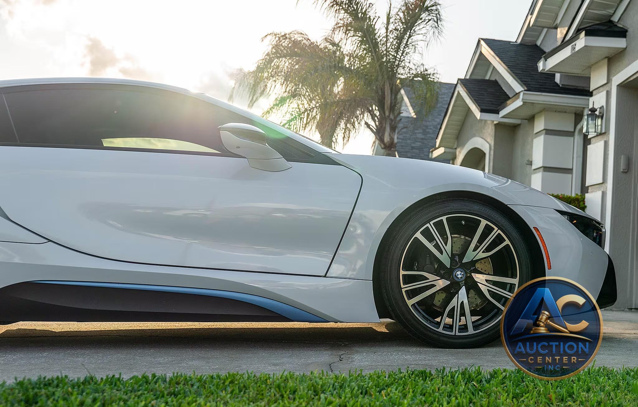 2016 BMW i8