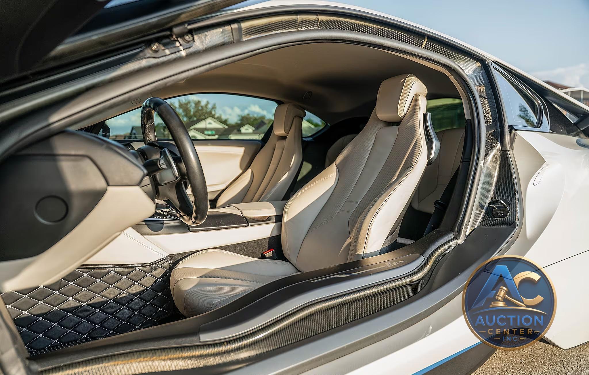 2016 BMW i8