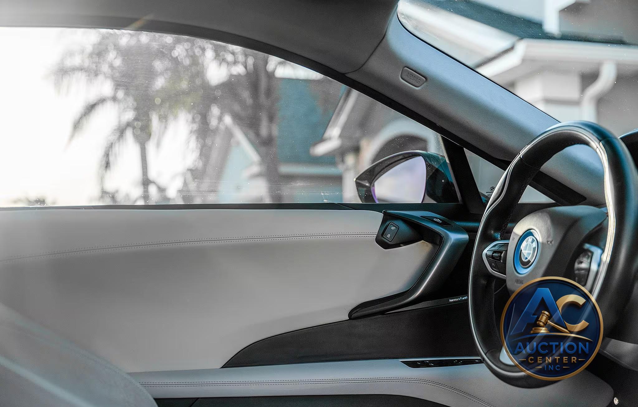 2016 BMW i8