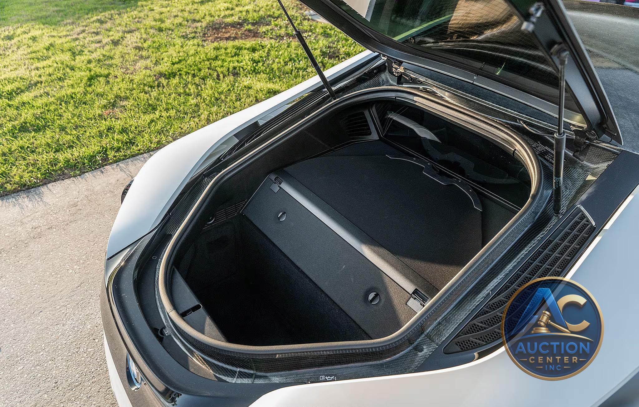 2016 BMW i8