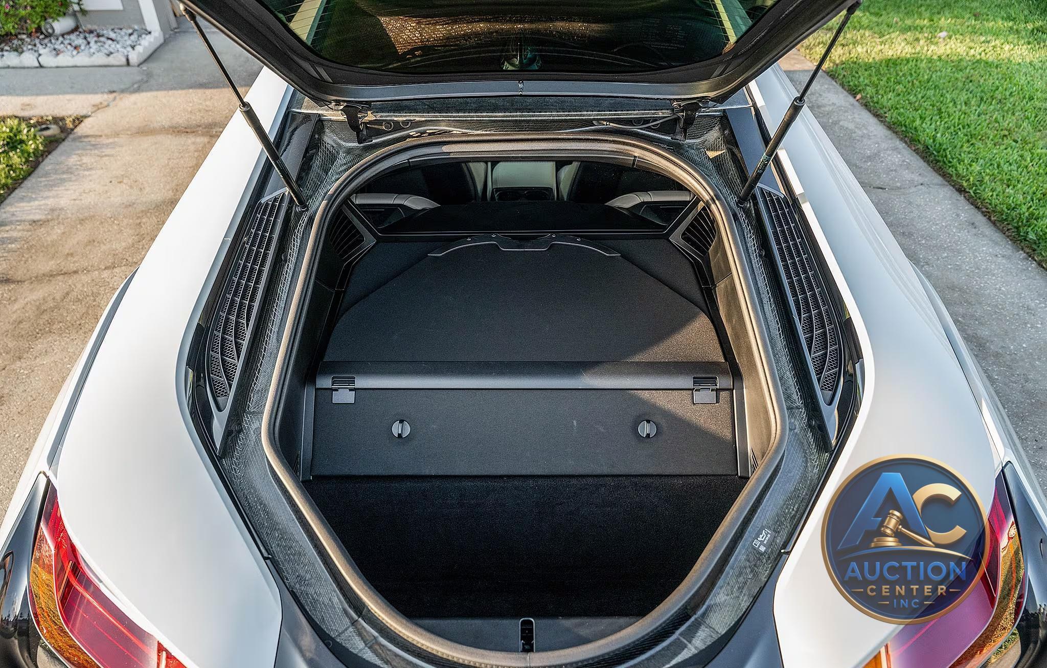 2016 BMW i8