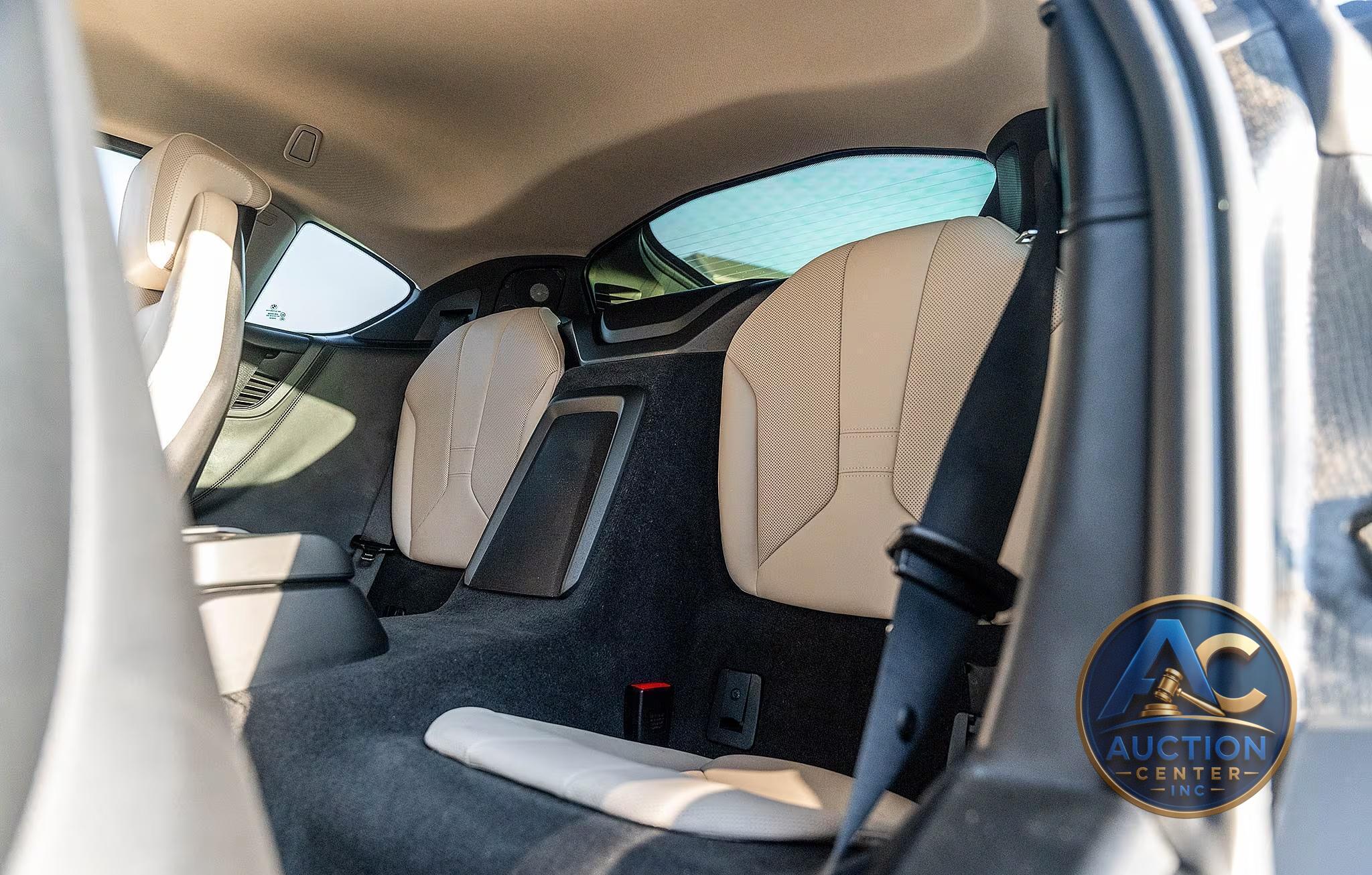 2016 BMW i8