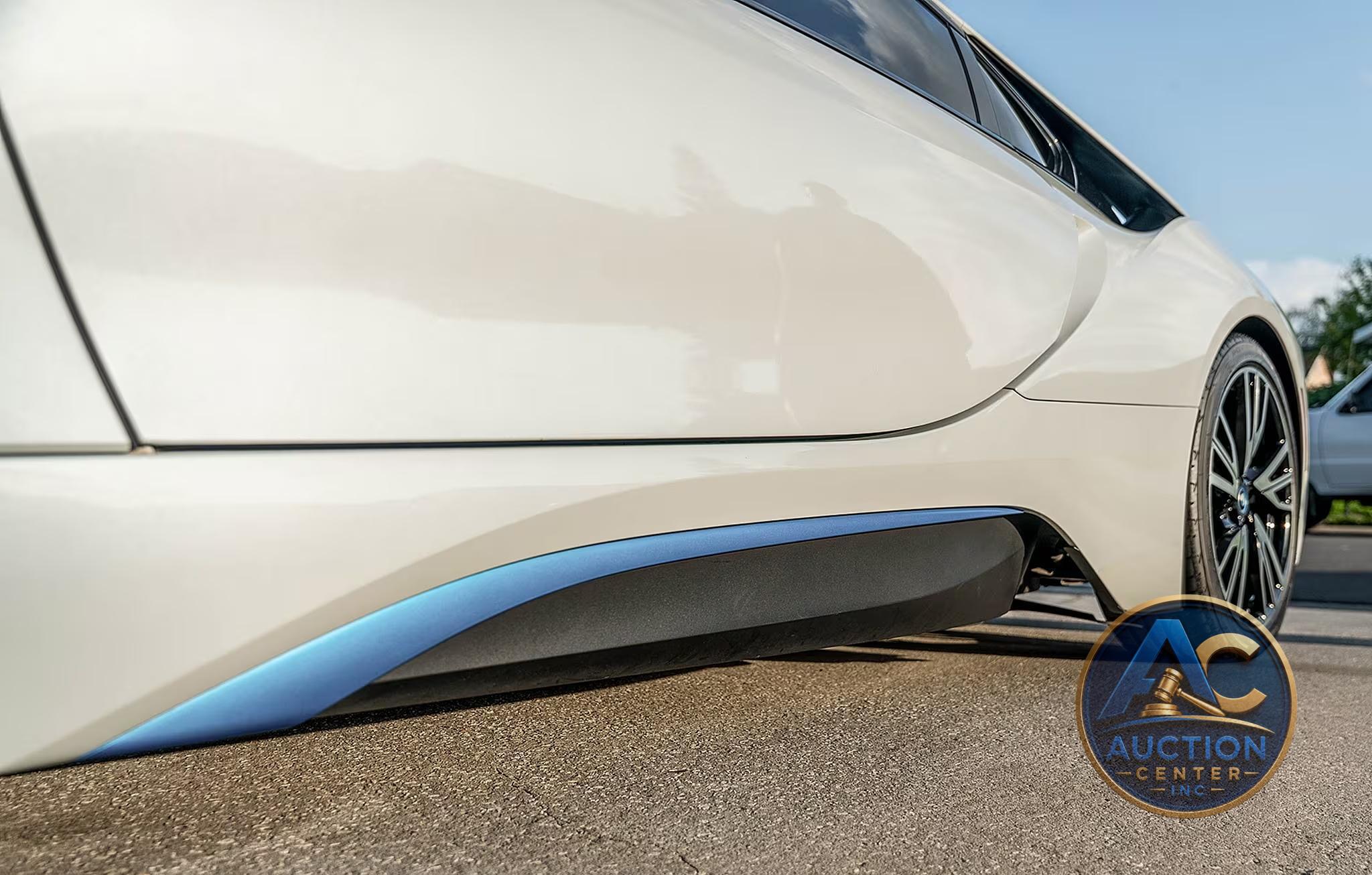 2016 BMW i8