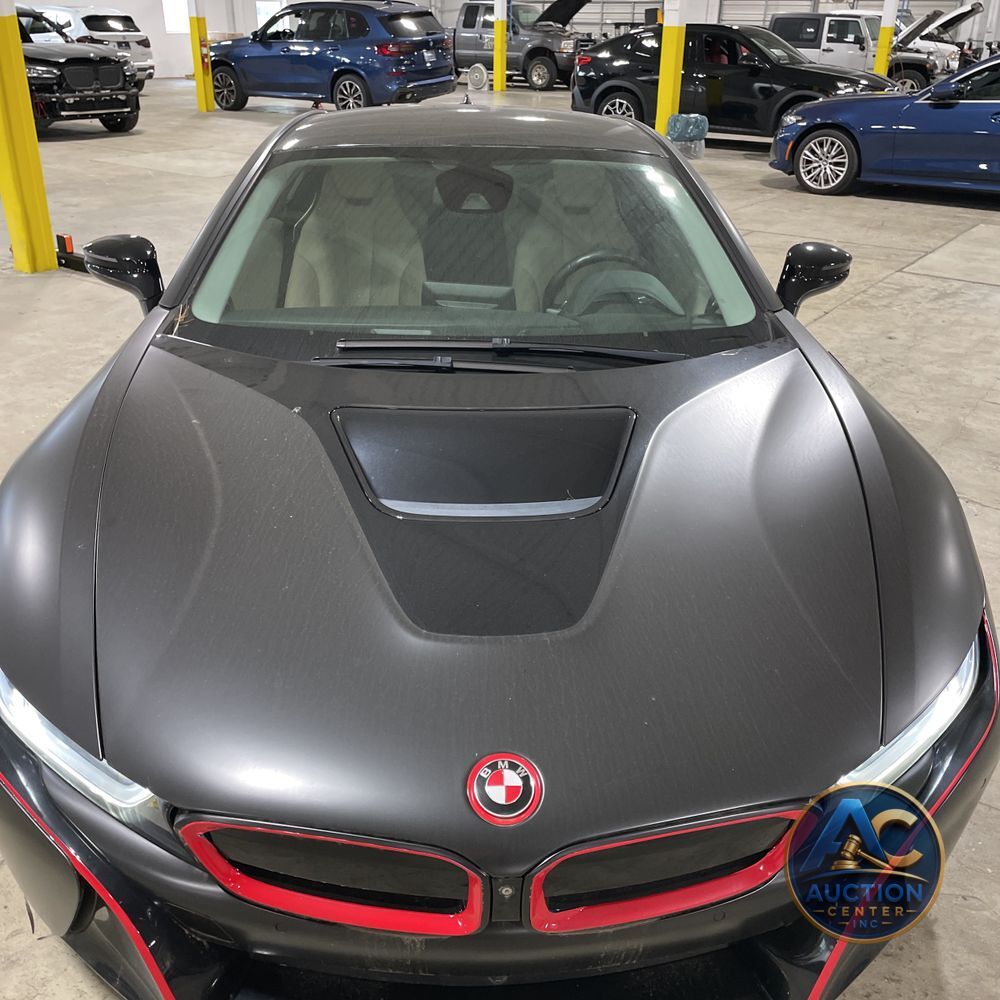 2016 BMW i8