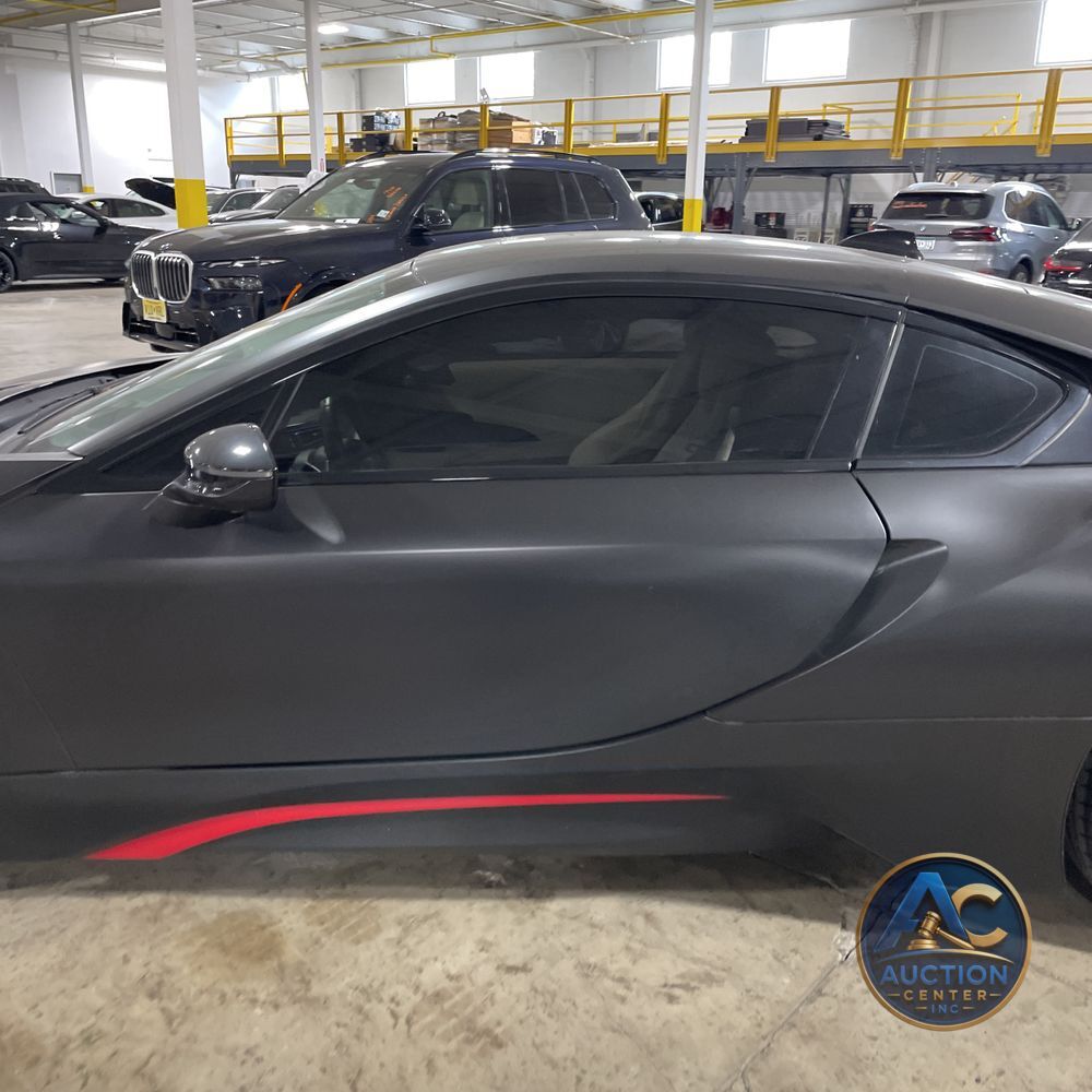 2016 BMW i8