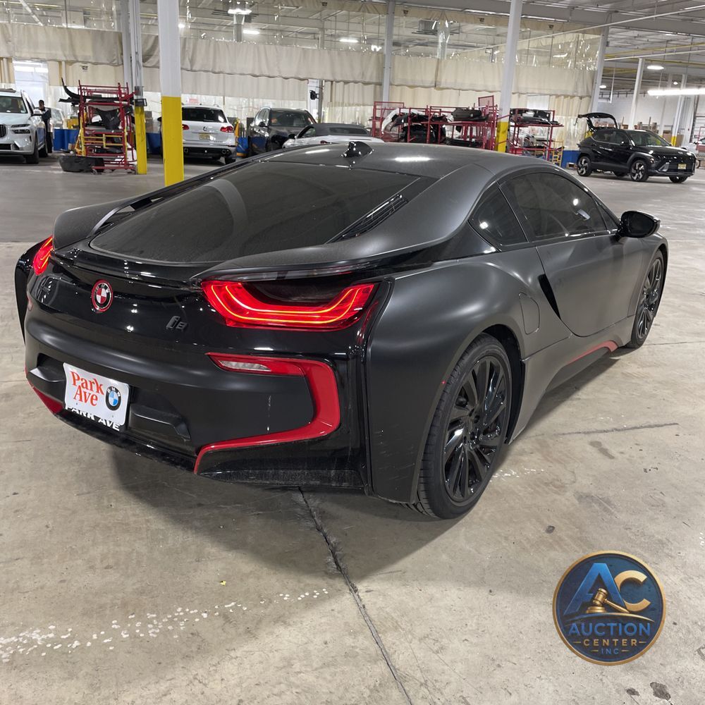 2016 BMW i8