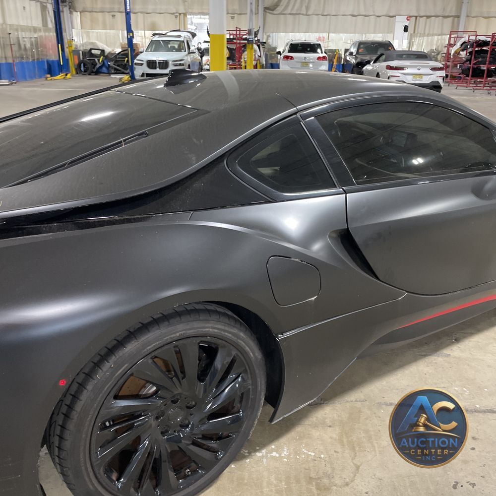 2016 BMW i8