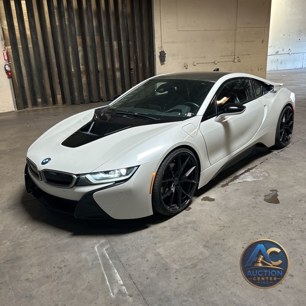2016 BMW i8