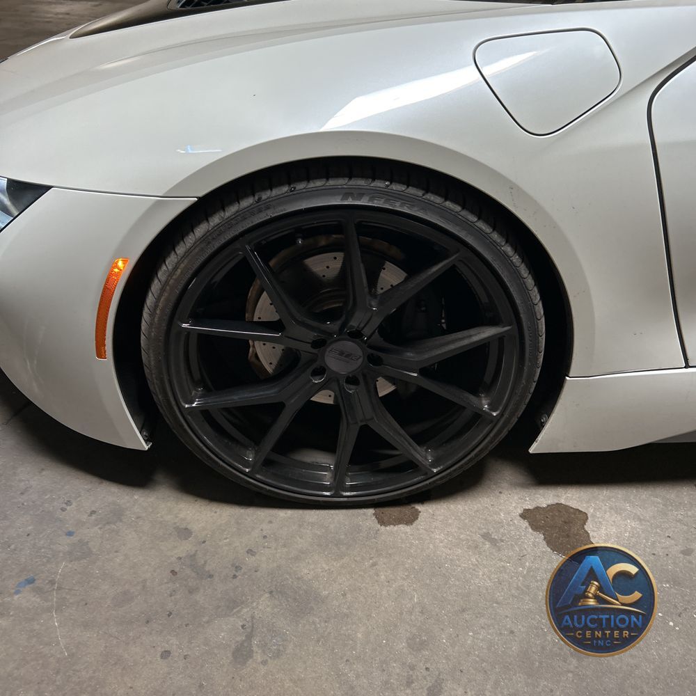 2016 BMW i8