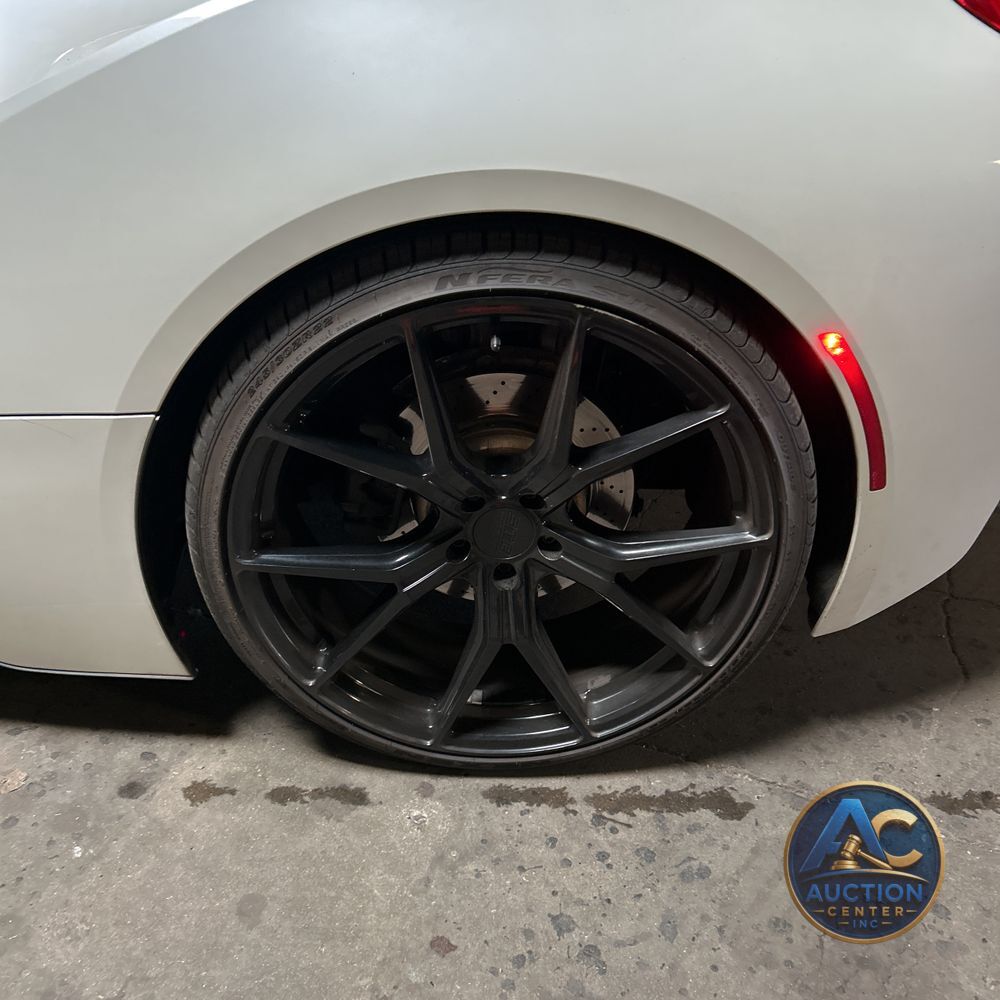 2016 BMW i8
